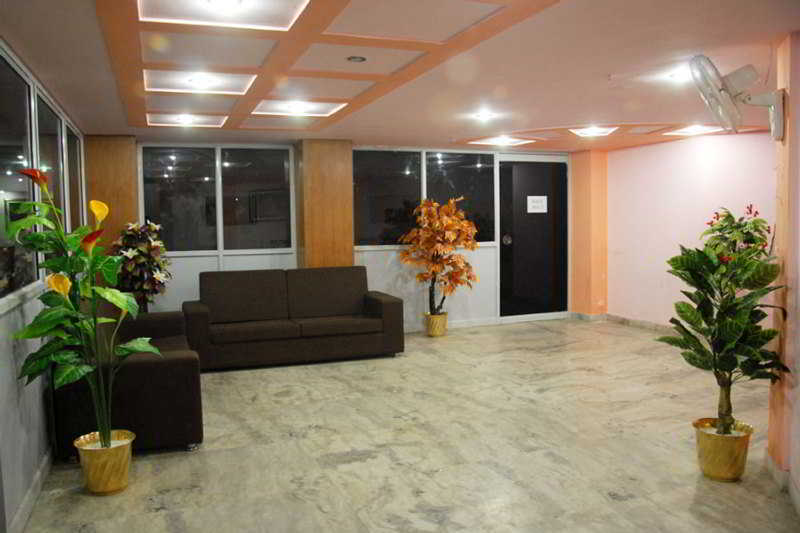 Hotel Karat 87 Inn New Delhi Exterior photo